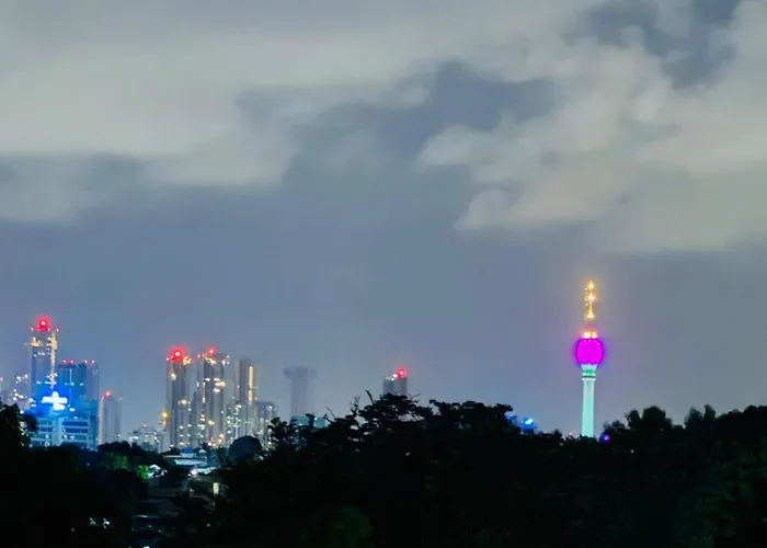 Sunrise City Bliss